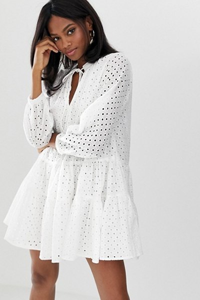 Tenues monochromes : 3 looks à shopper