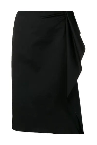 Tenues monochromes : 3 looks à shopper