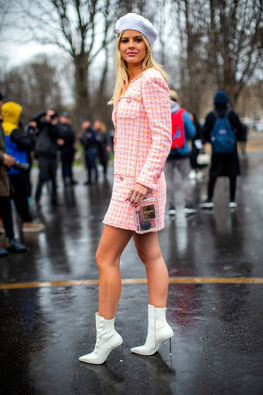 Comment porter la robe droite en 2020 ?