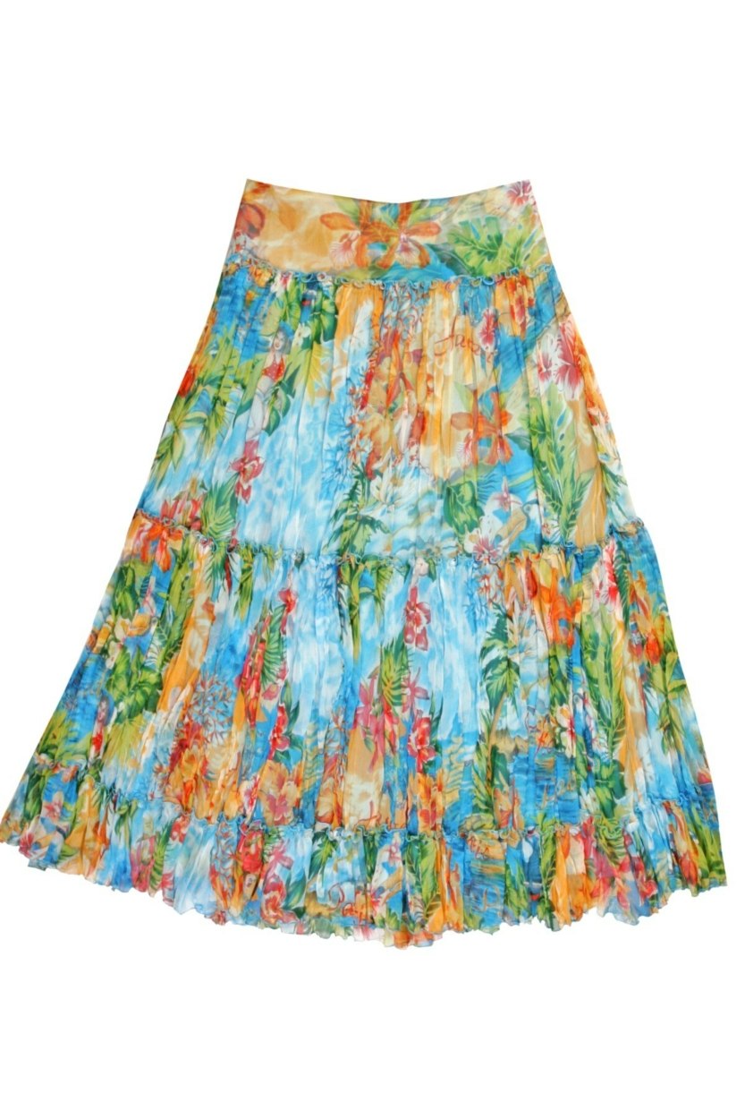 Kaki et rouge&nbsp;: comment porter un v&ecirc;tement militaire avec une allure glamour