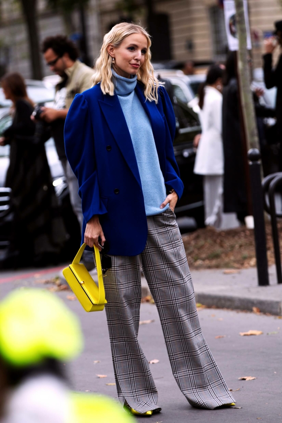 Streetstyle à la Fashion Week de Paris Printemps/Été 2020 © Oana Oachesu/Shutterstock