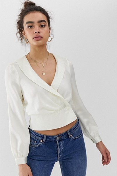 Chemise soyeuse : l'envie du printemps