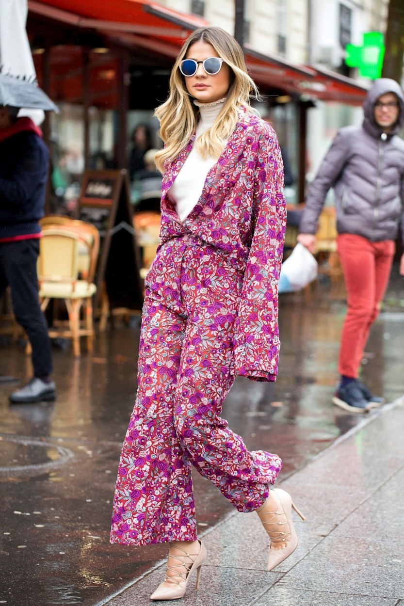 Comment porter la combinaison &agrave; fleurs en automne