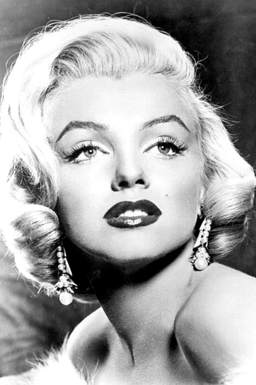 4 produits color&eacute;s pour un maquillage inratable