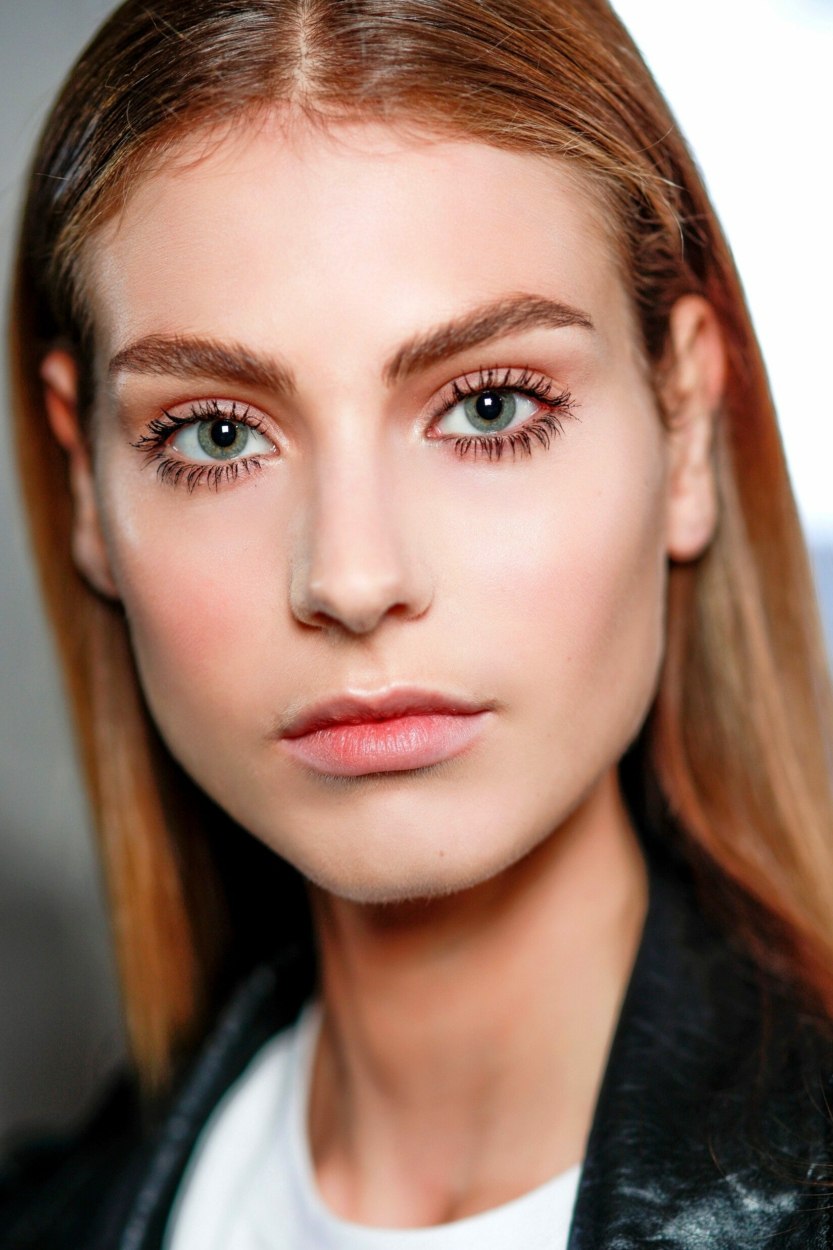 4 produits color&eacute;s pour un maquillage inratable