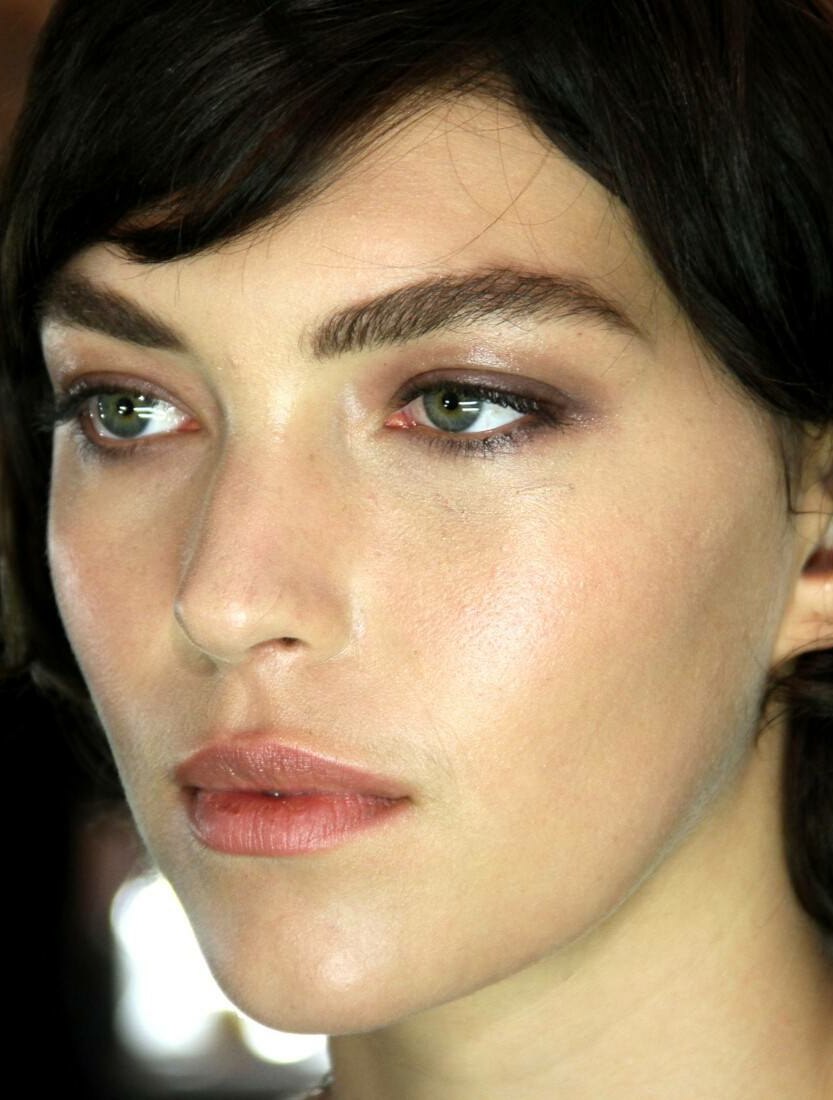 4 produits color&eacute;s pour un maquillage inratable