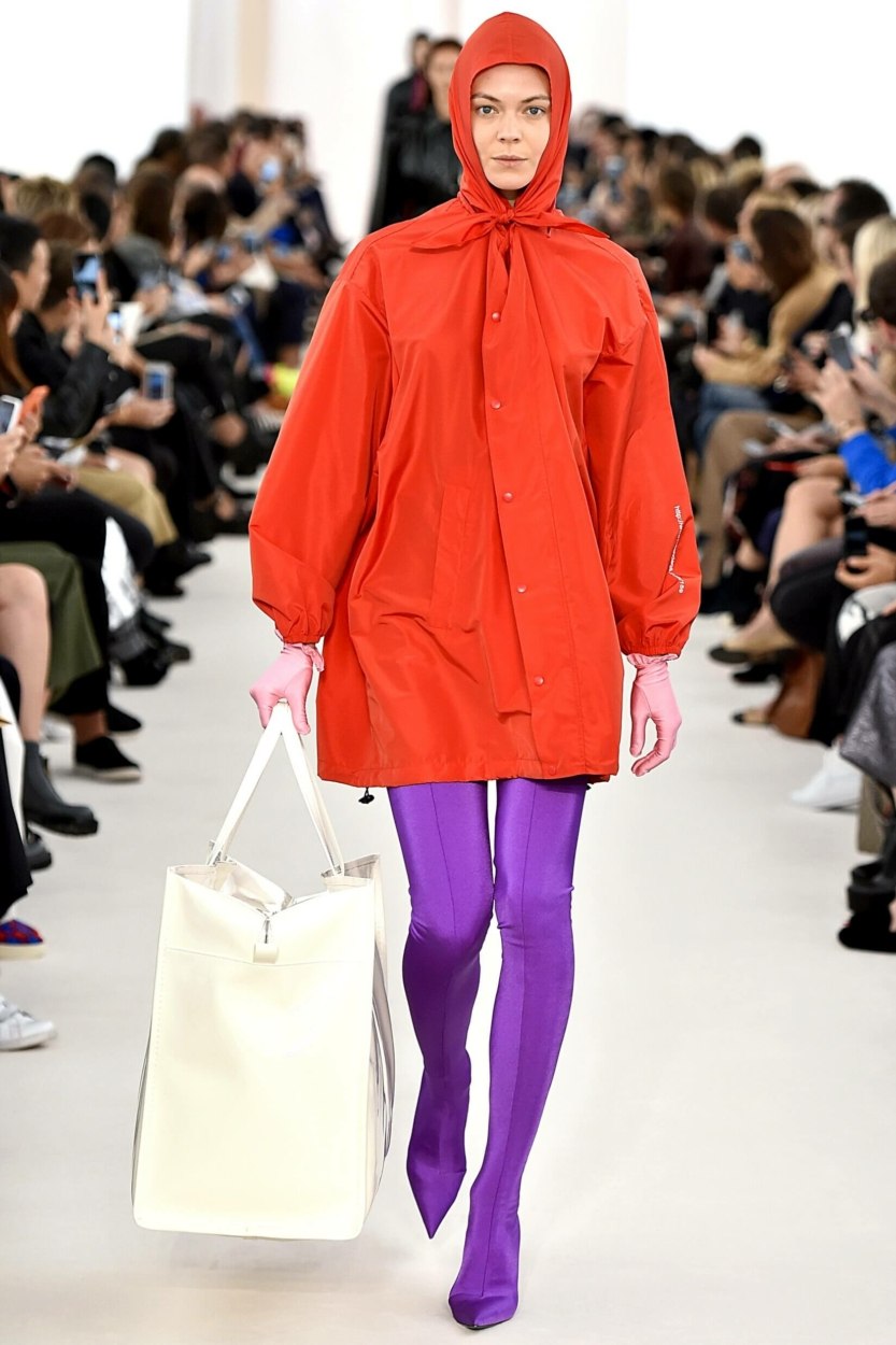 Looks de d&eacute;fil&eacute; : 5 tenues inspirantes avec un color block