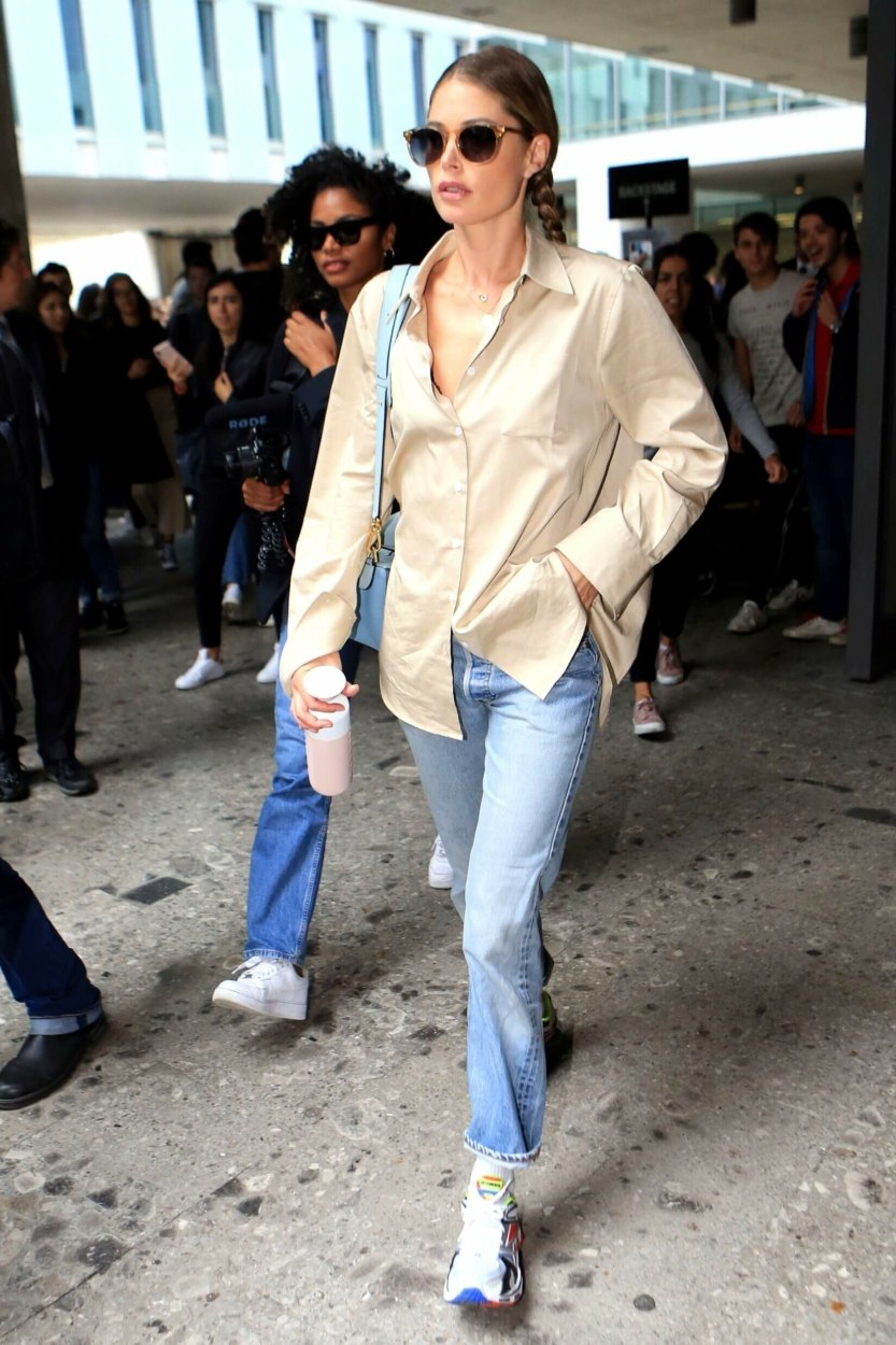 Comment porter l&rsquo;ind&eacute;modable jean droit : 10 looks