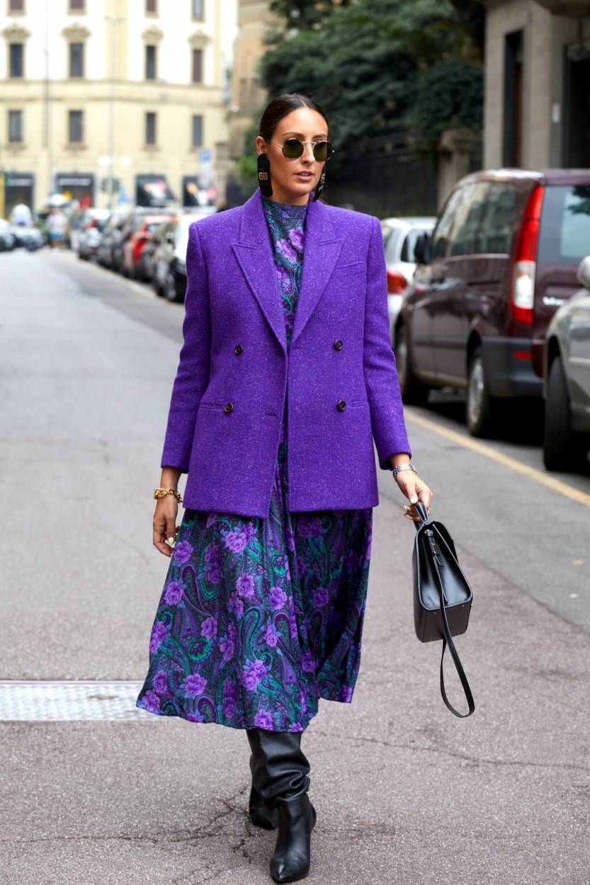 Robe midi &agrave; imprim&eacute; en satin : 10 id&eacute;es de tenues femme