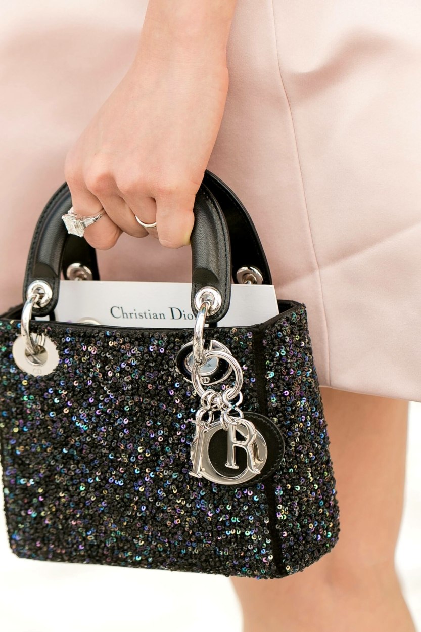 Sac de soir&eacute;e femme&nbsp;: comment d&eacute;contracter paillettes et sequins&nbsp;