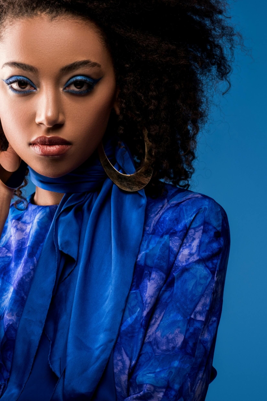 Maquillage couture&nbsp;: comment mettre son fard &agrave; paupi&egrave;res en aplat