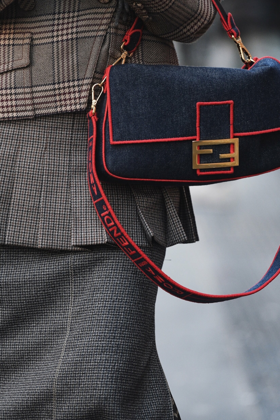 Street style &agrave; la Fashion Week de Milan Automne/Hiver 2019-2020 &copy; Creative Lab/Shutterstock