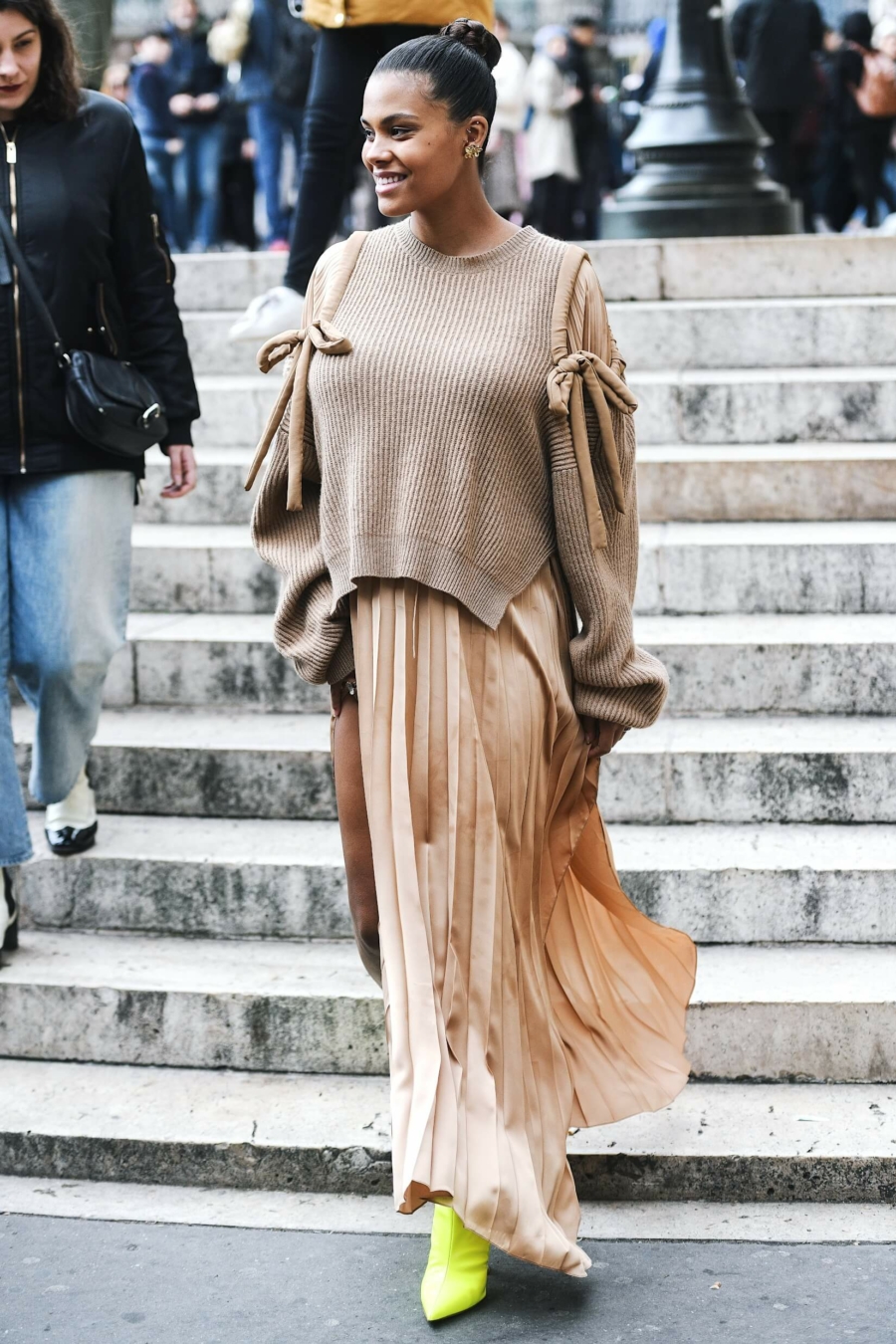 Street style &agrave; la Fashion Week de Paris Automne/Hiver 2019-2020 &copy; Creative Lab/Shutterstock