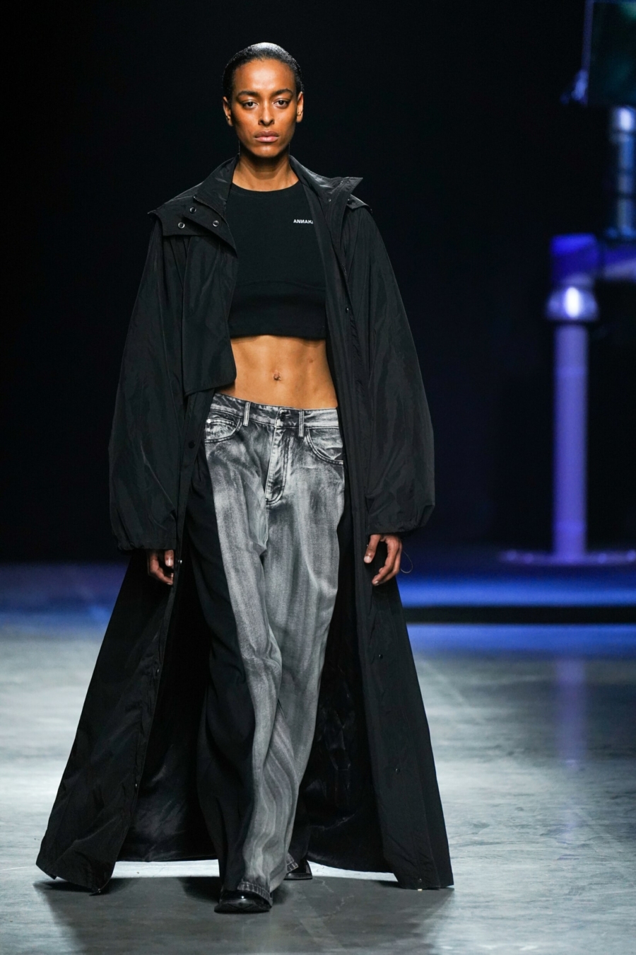 Mode ann&eacute;es 2000 : 6 pi&egrave;ces dans le style Y2K vues sur Paris Hilton