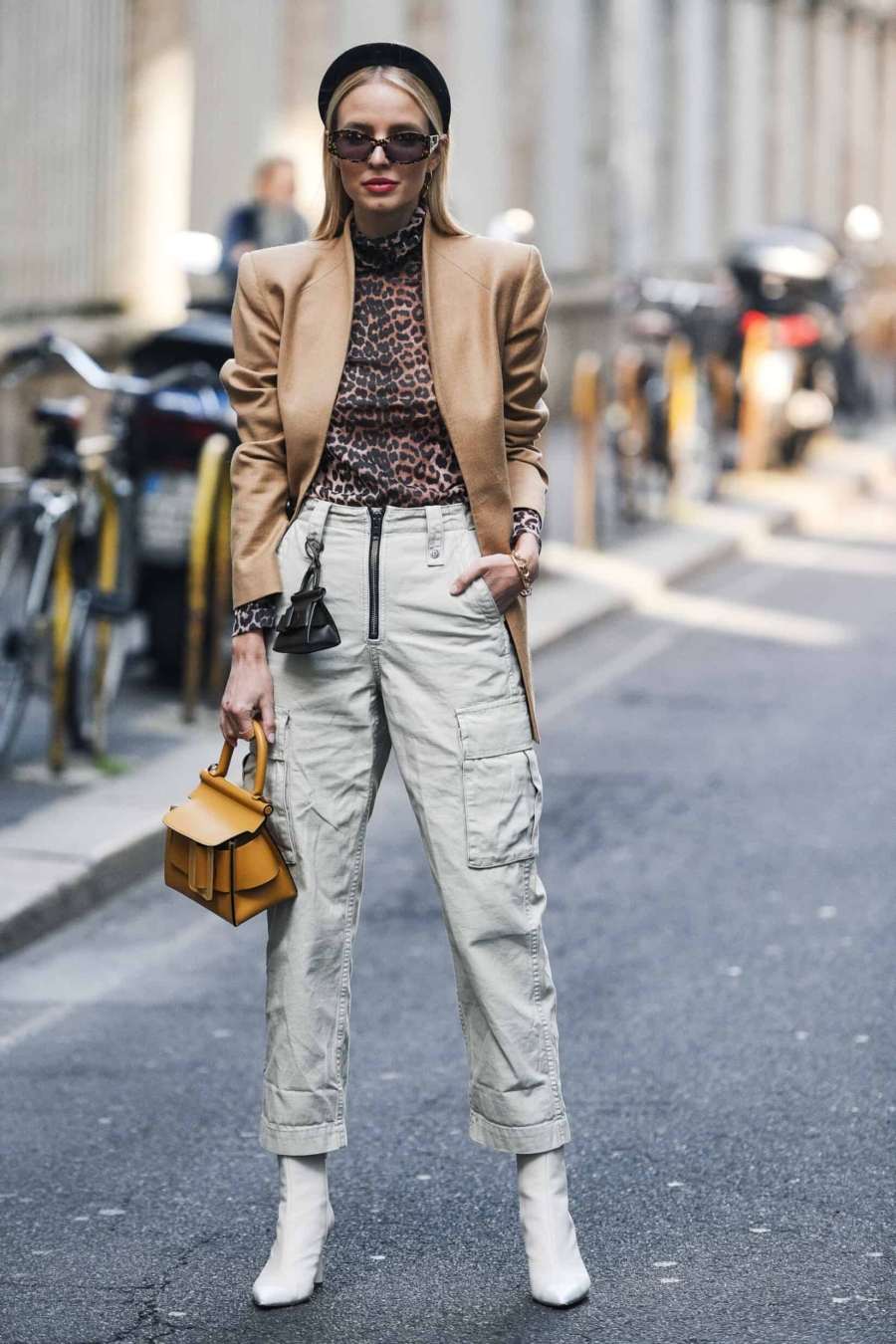 Treillis pour femme&nbsp;: comment adopter la tendance du pantalon cargo