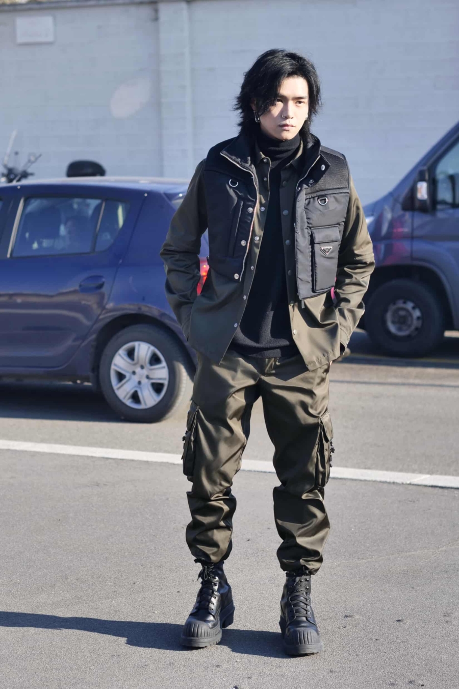 Treillis pour femme&nbsp;: comment adopter la tendance du pantalon cargo