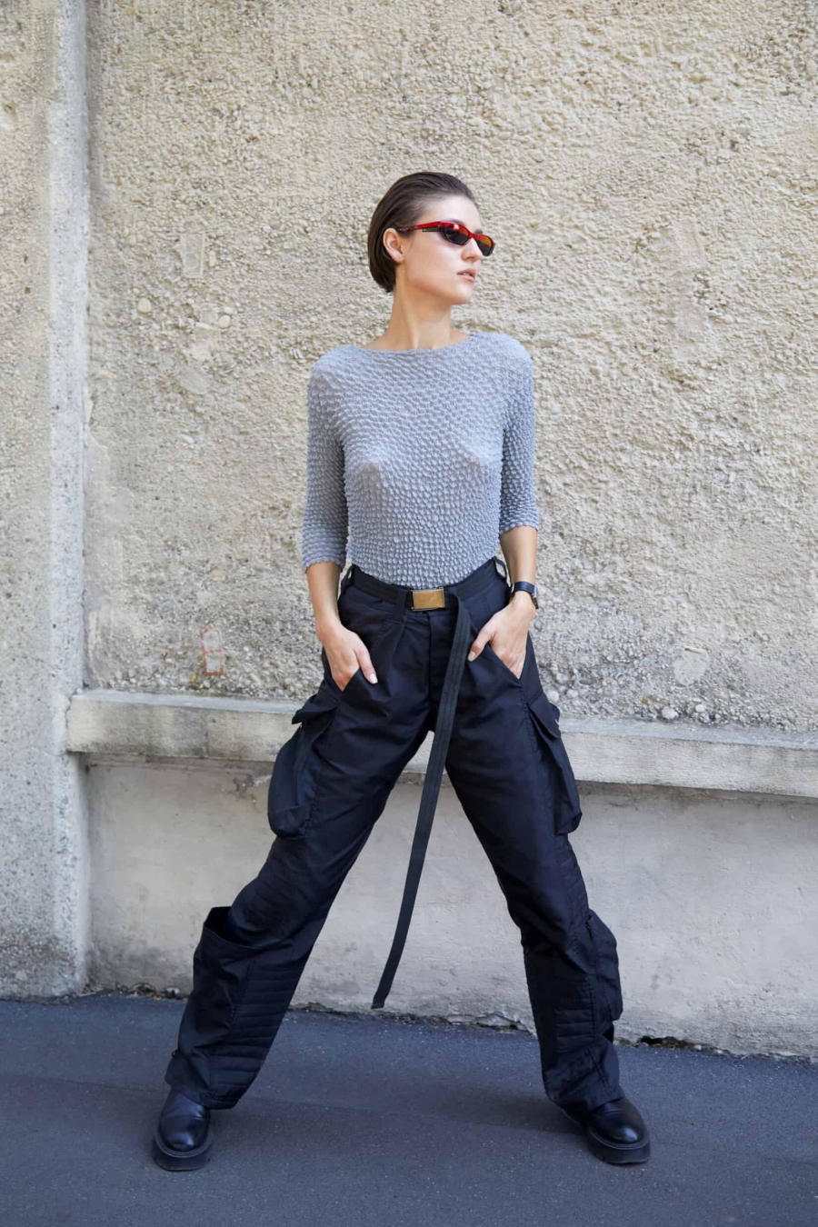 Treillis pour femme&nbsp;: comment adopter la tendance du pantalon cargo