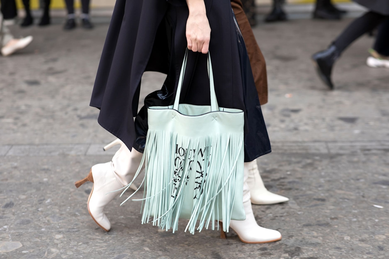 Comment porter les bottes plissées – Futures Tendances | Webzine