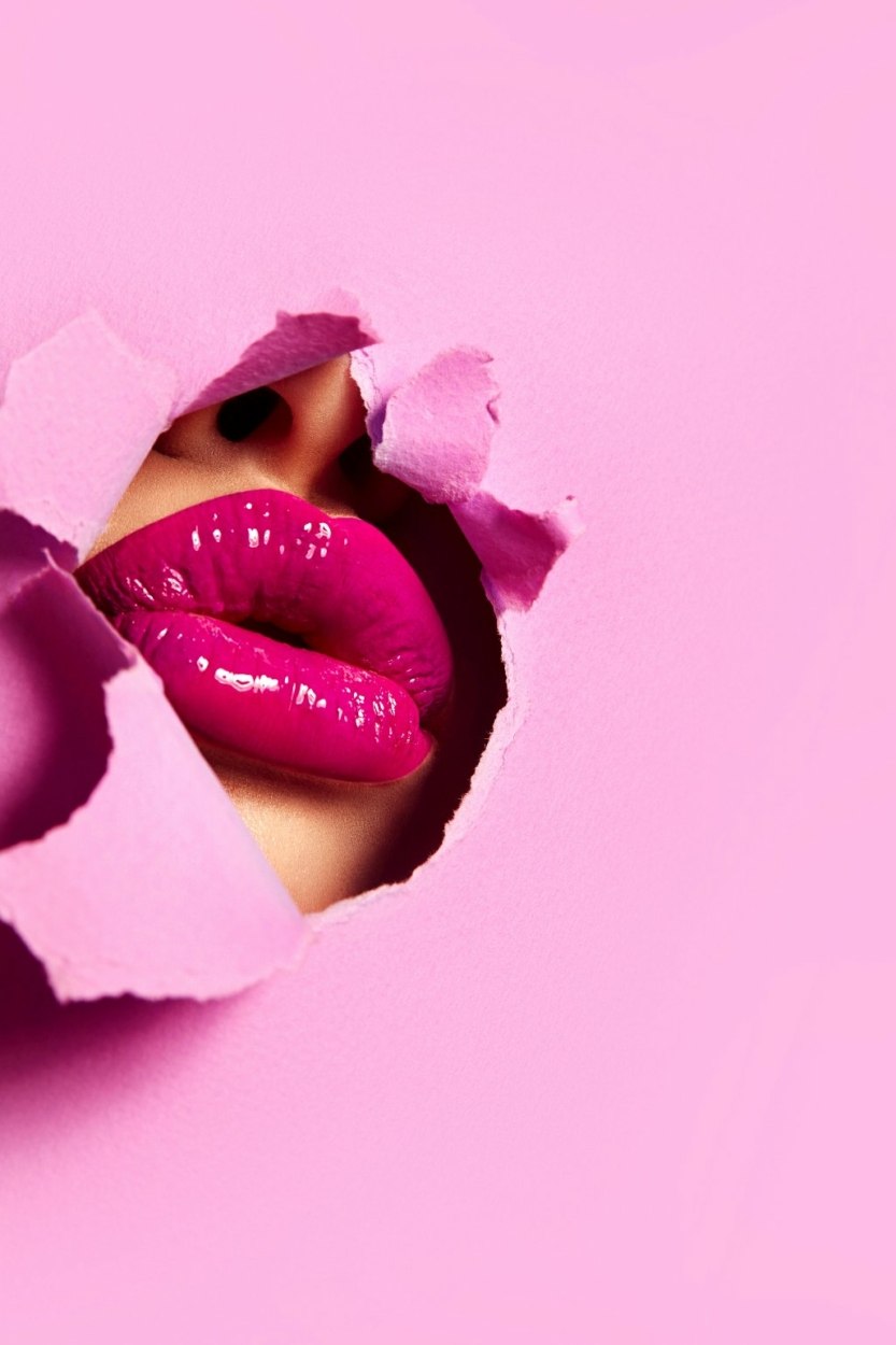 Rouge &agrave; l&egrave;vres fuchsia : comment faut-il le porter avantageusement&nbsp;?