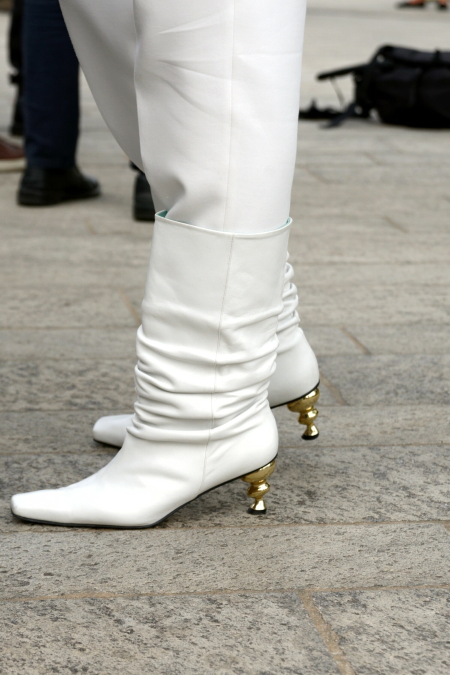 Chaussures à talons originaux : comment porter la tendance excentrique