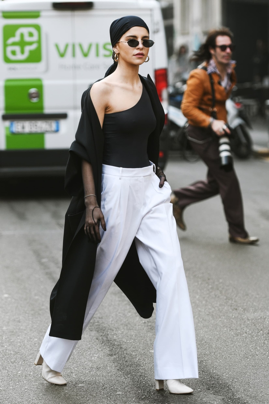 Tendance gants longs : comment faut-il porter les gants d’opéra ?