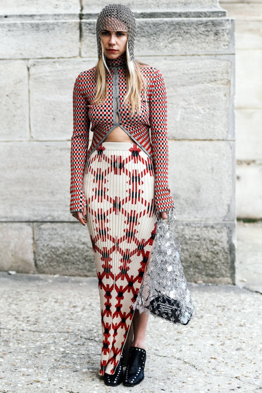 Cotte de maille : 10 tenues chics en maille métallique