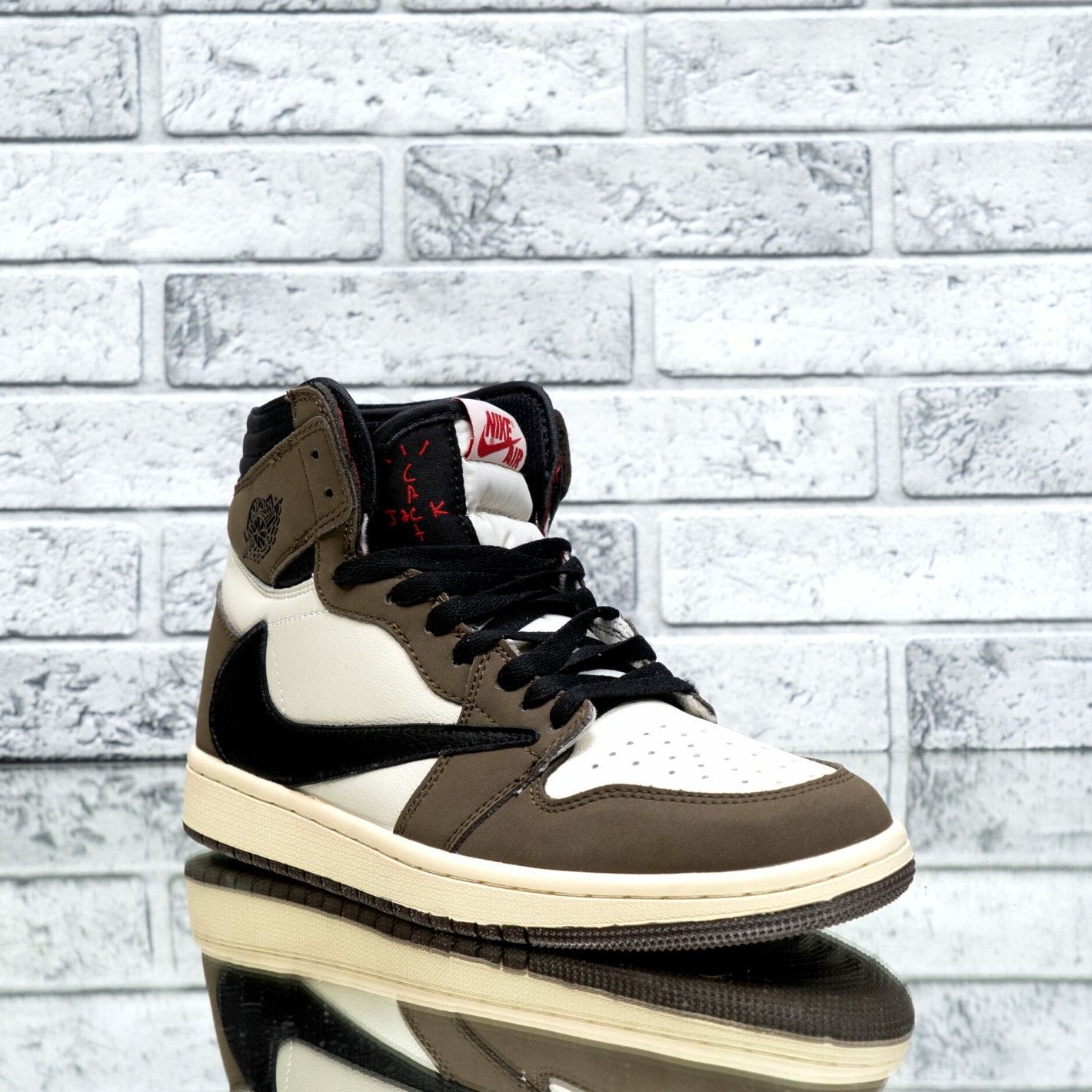 Nike Air Jordan 1 Travis Scott Cactus Jack Dark Mocha © kudryavtsev dmitriy/Shutterstock