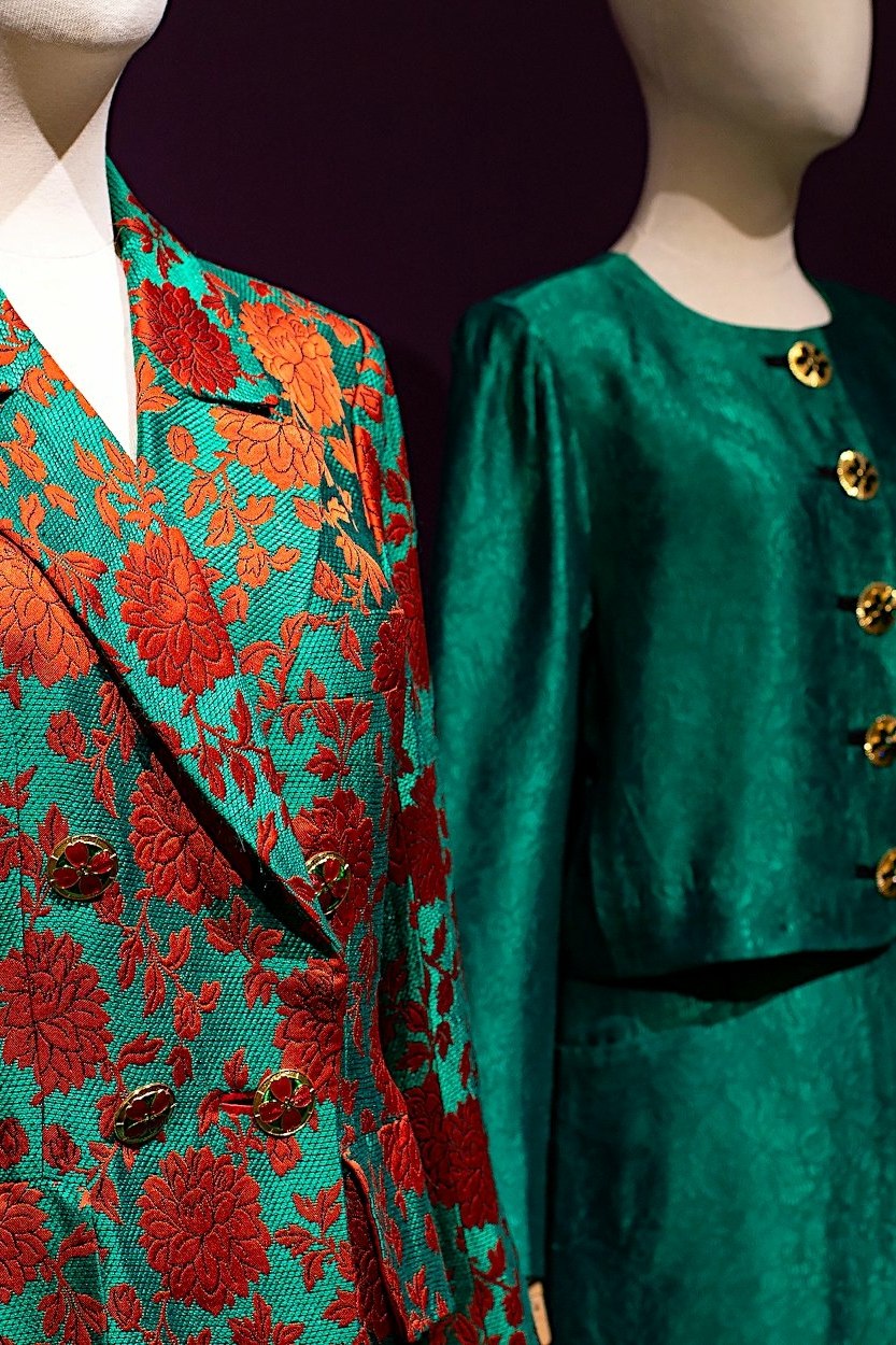 La businesswoman : un stéréotype chic de la mode des années 80