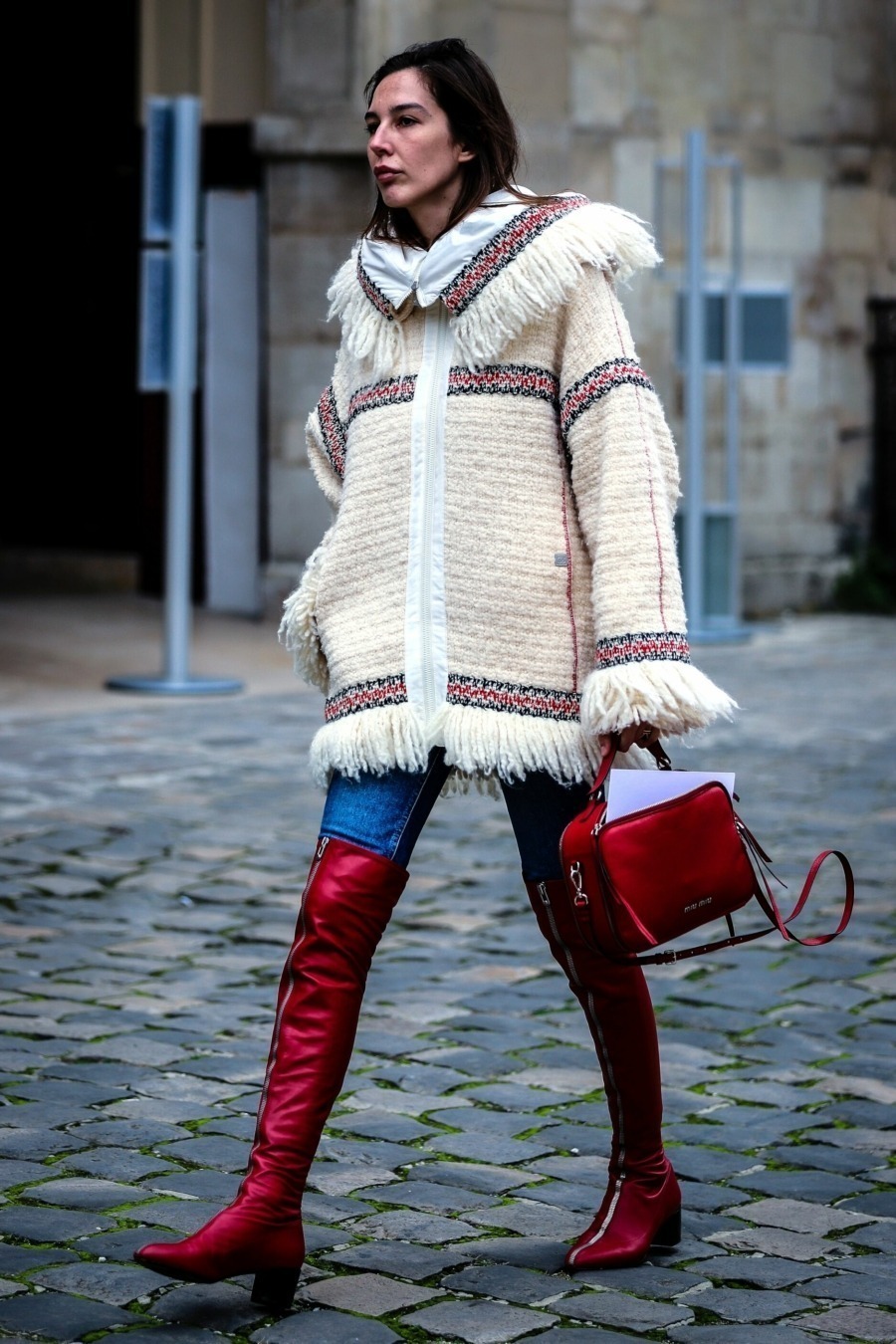 Street style à la Fashion Week de Paris Automne/Hiver 2019 © Delsignore/Depositphotos