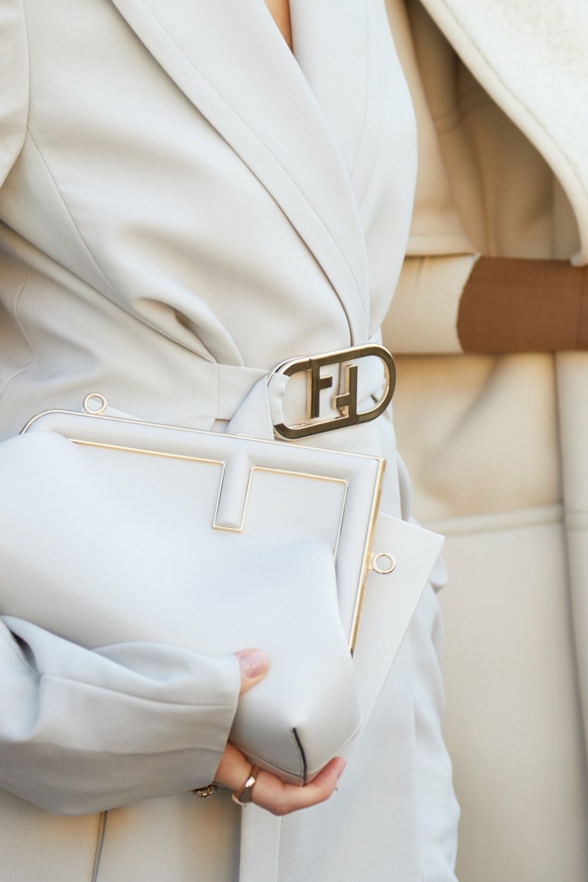 Quelles différences entre les couleurs blanc, écru, beige et gris ?