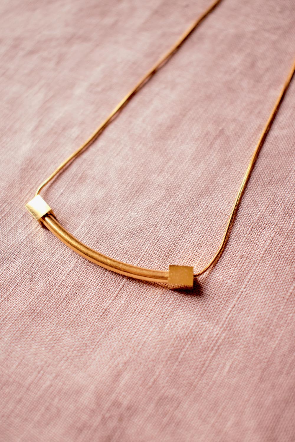 Collier Equilibre