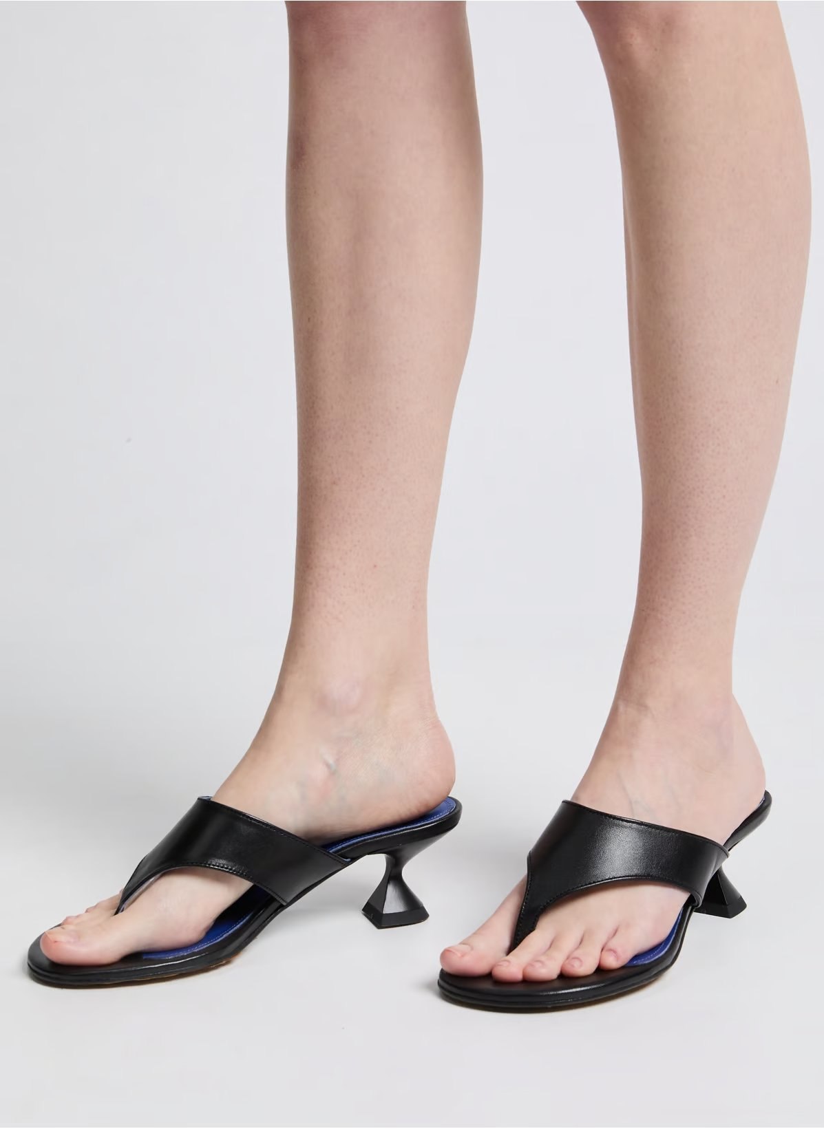 Mules à talons Tess – Noir