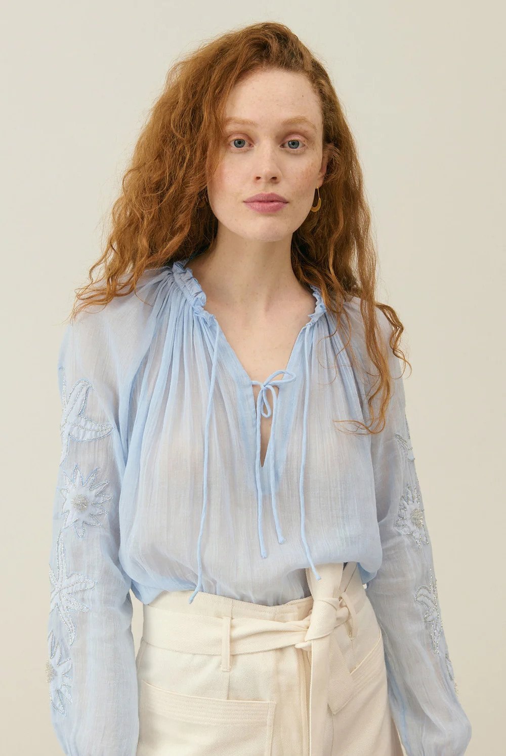 Louise Misha – Blouse Nicoliana à <del>170 €</del> 102 € chez Louise Misha
