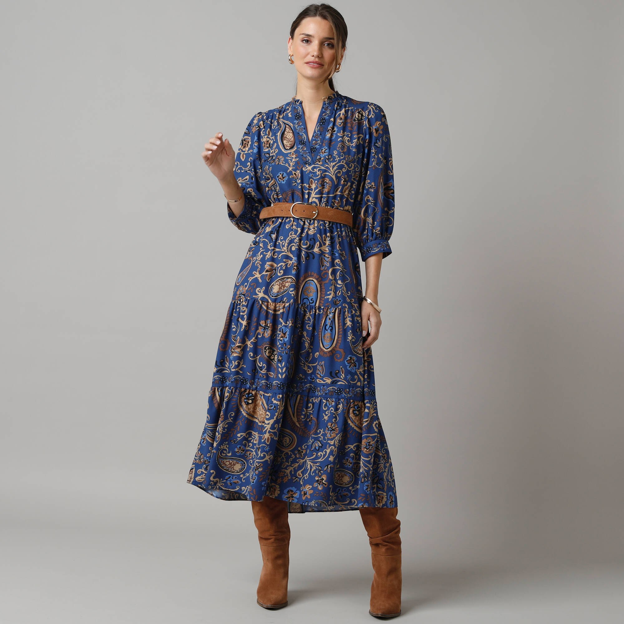 Lora Zellini – Robe longue taille élastiquée, crêpe imprimé à 39,99 € chez Blancheporte