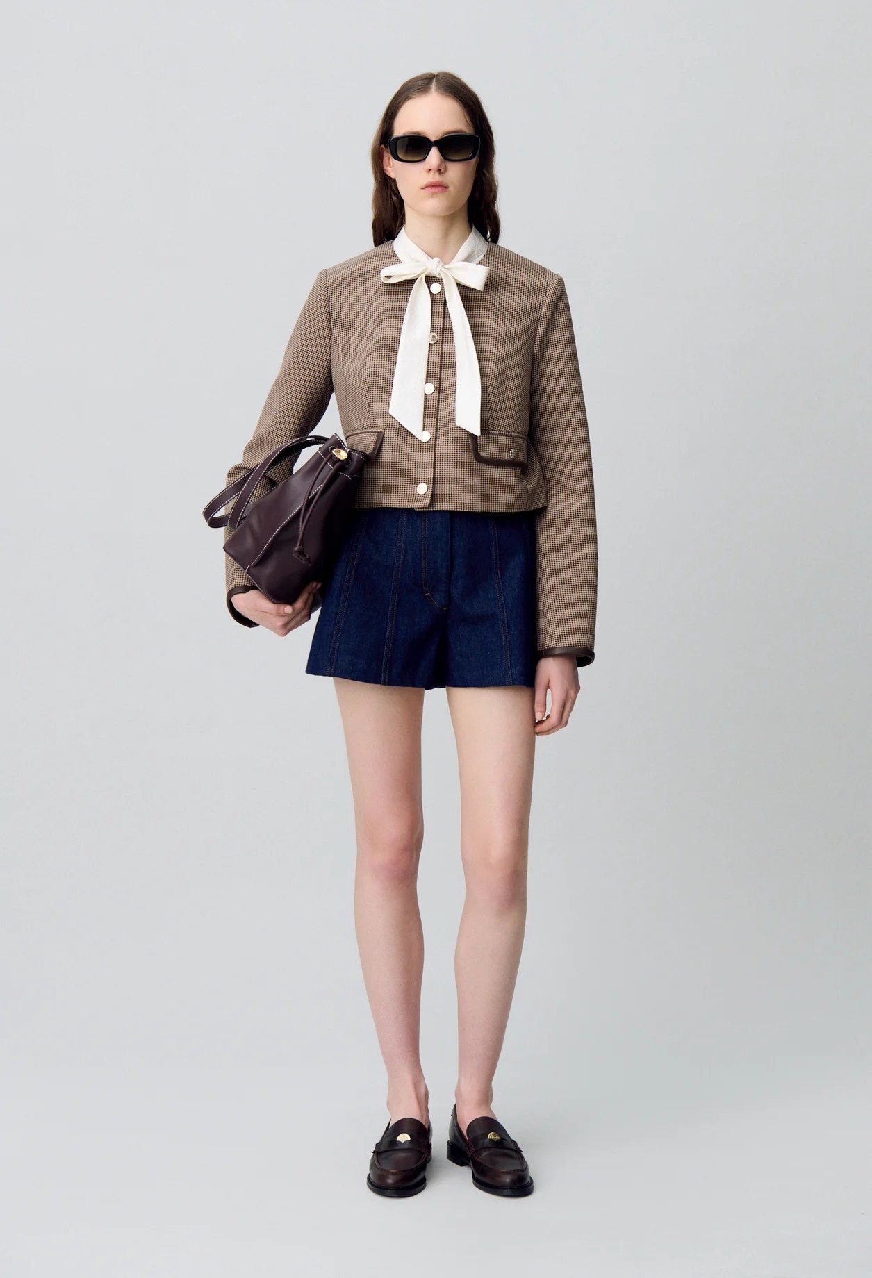 Claudie Pierlot – Veste boîte courte à 365 € chez Claudie Pierlot