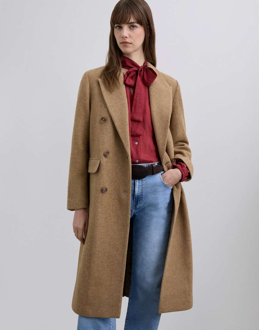 Manteau long &agrave; &eacute;paulettes