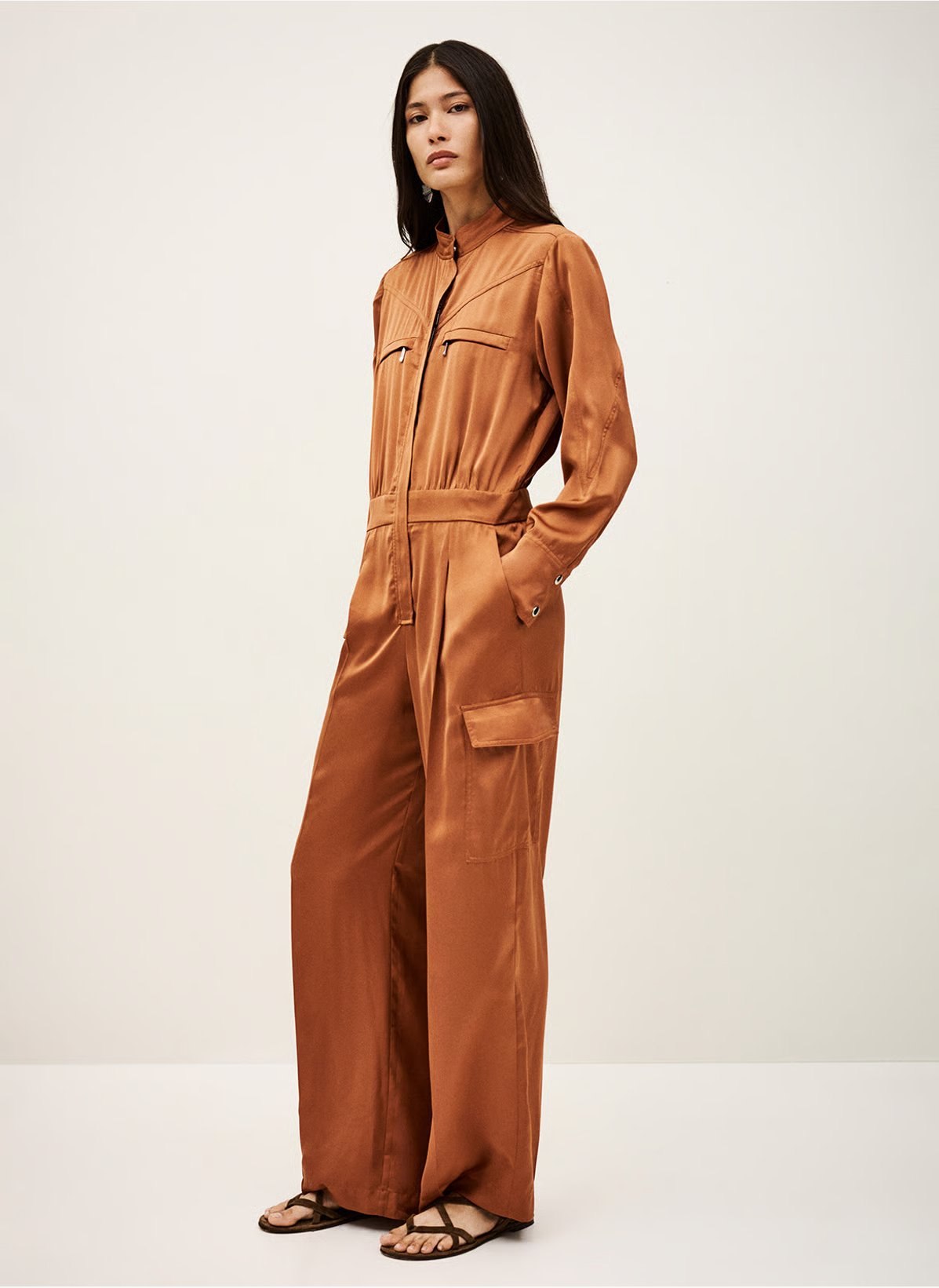 Combinaison droite satin&eacute;e rose