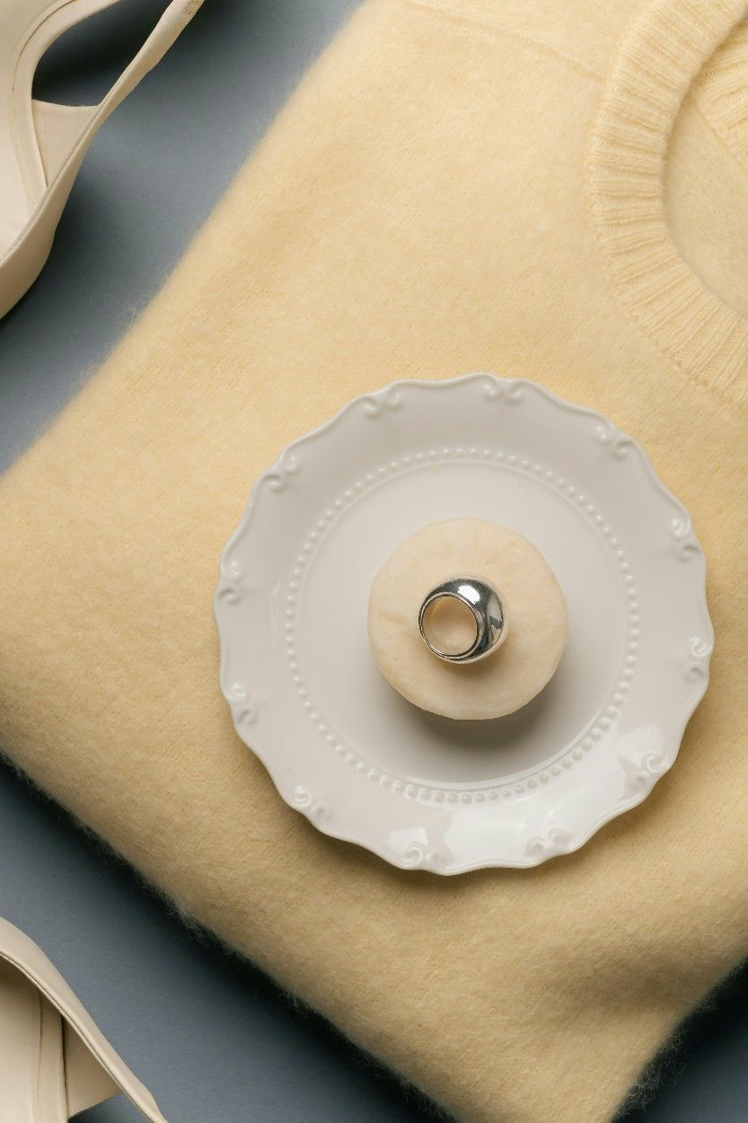 question-solaire-comment-porter-le-jaune-avec-&eacute;l&eacute;gance (7)