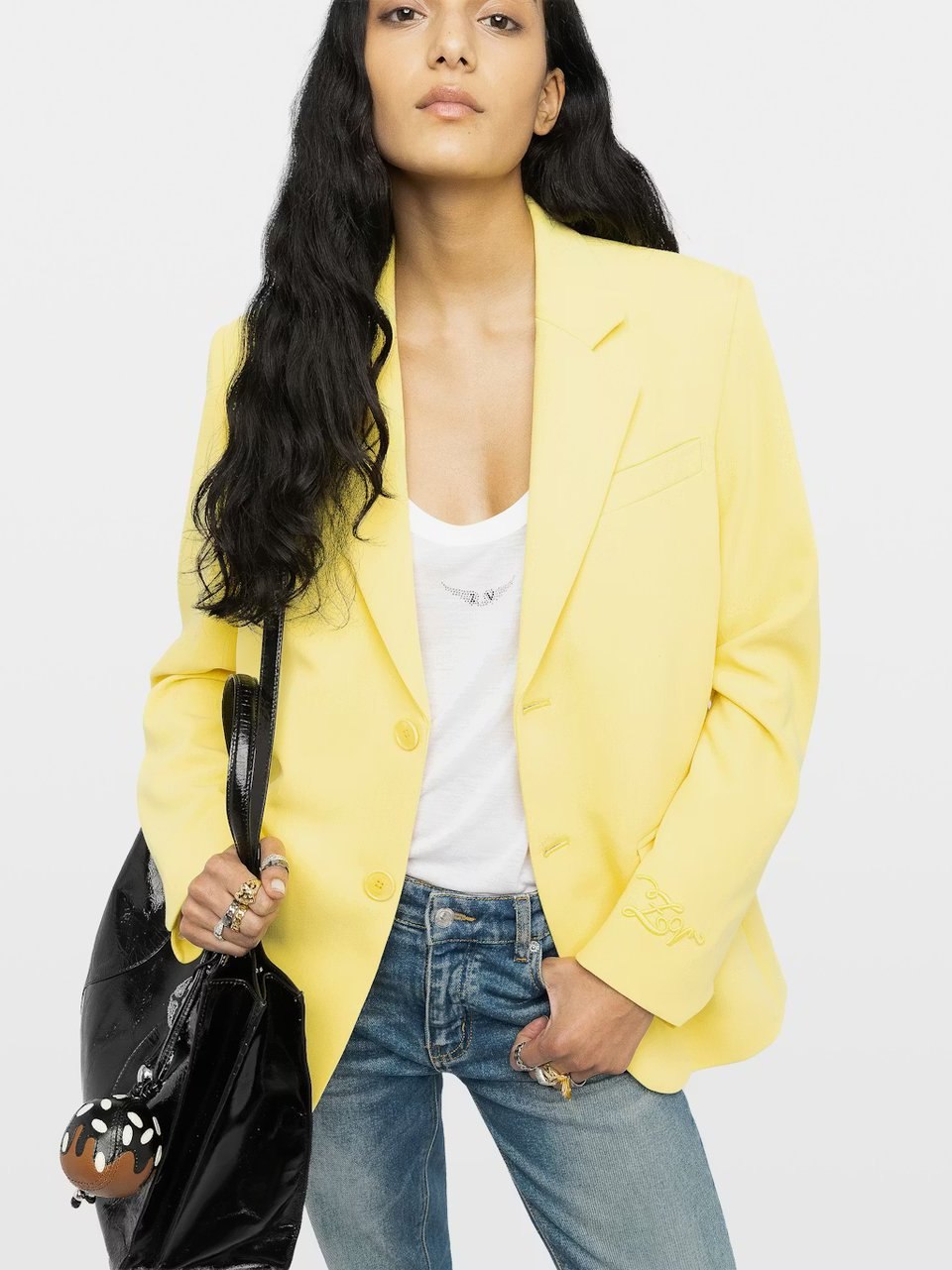 Zadig&Voltaire&nbsp;&ndash;&nbsp;Blazer structur&eacute; &agrave; fermeture boutonn&eacute;e. &agrave; 525&nbsp;&euro; chez Zadig&Voltaire