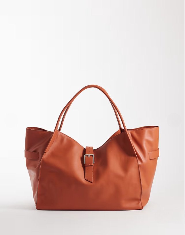 MANGO&nbsp;&ndash;&nbsp;Sac de ville oversize en cuir &ndash; Orange &agrave; 299,99&nbsp;&euro; chez ASOS
