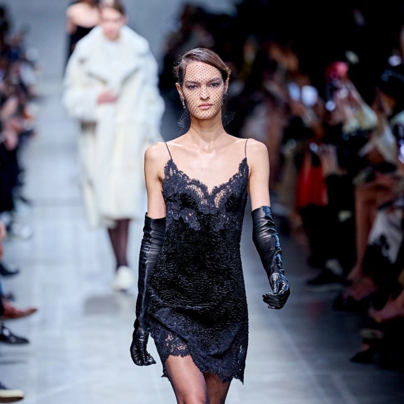 article pr&eacute;cedent