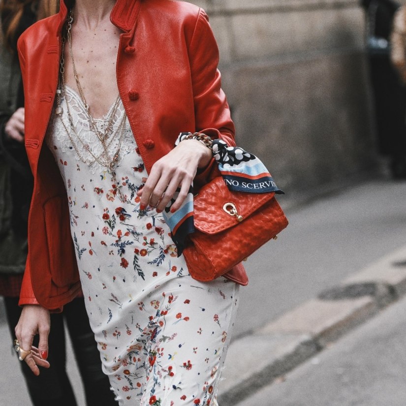 article pr&eacute;cedent