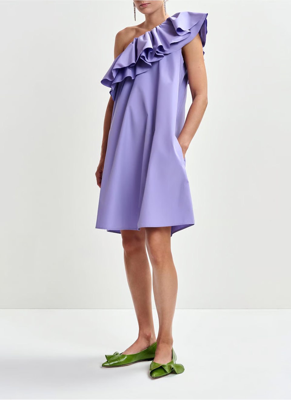 Essentiel Antwerp&nbsp;&ndash;&nbsp;Robe courte col asym&eacute;trique &ndash; Violet &ndash; JUICER &agrave; 225&nbsp;&euro; chez Place des Tendances