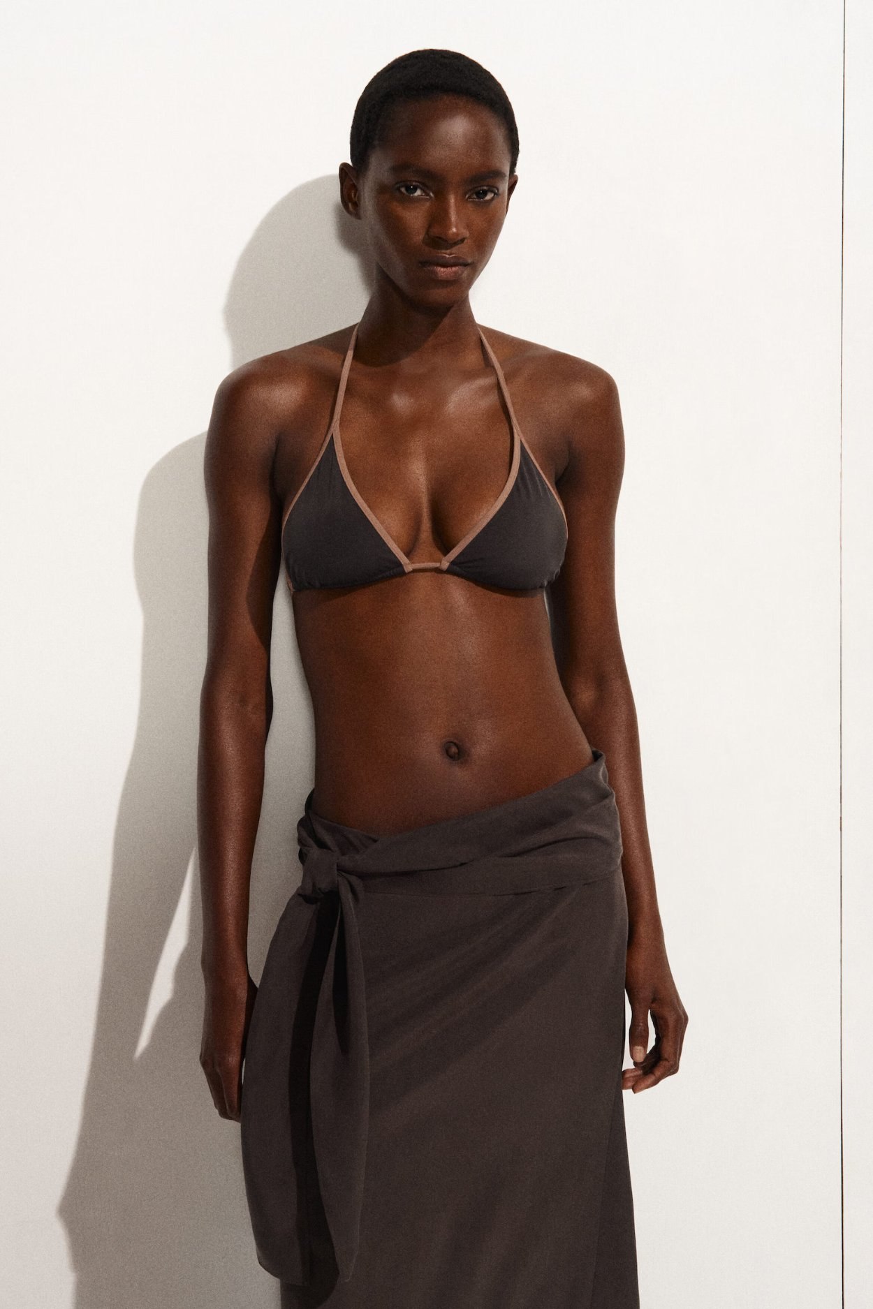 COS&nbsp;&ndash;&nbsp;1 &agrave; 35&nbsp;&euro; chez COS