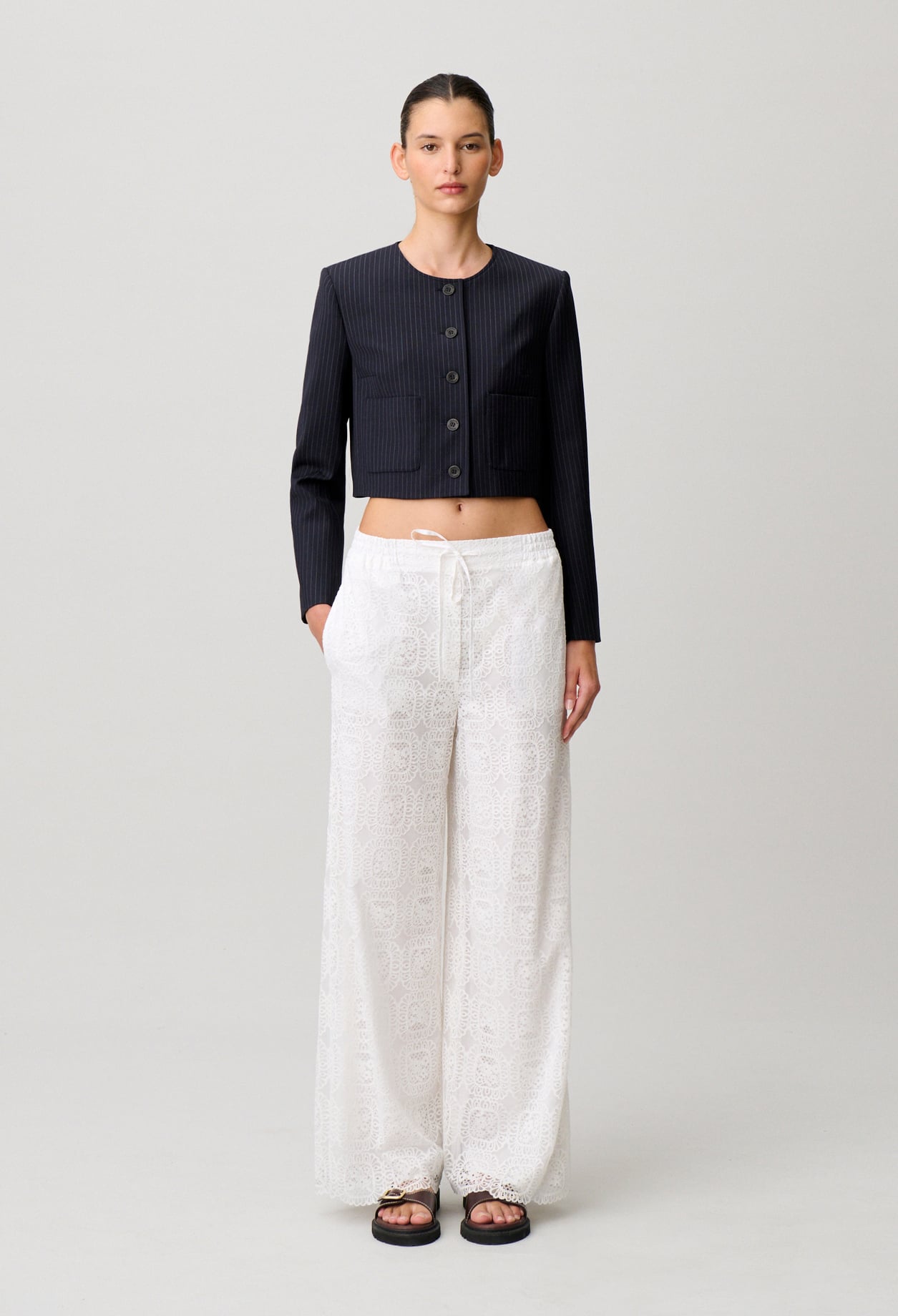 Pantalon fluide avec dentelle