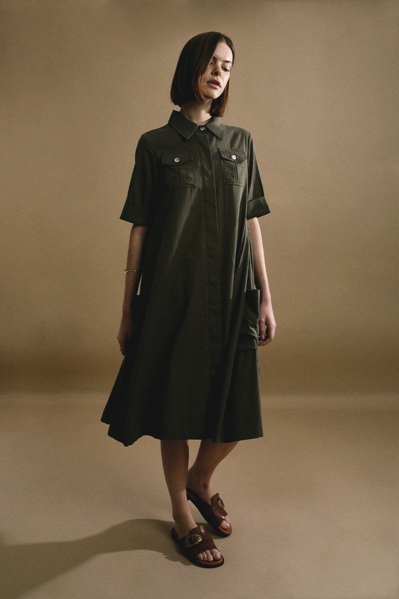 Molly Bracken&nbsp;&ndash;&nbsp;Robe ample &eacute;vas&eacute;e &agrave; 135&nbsp;&euro; chez Molly Bracken