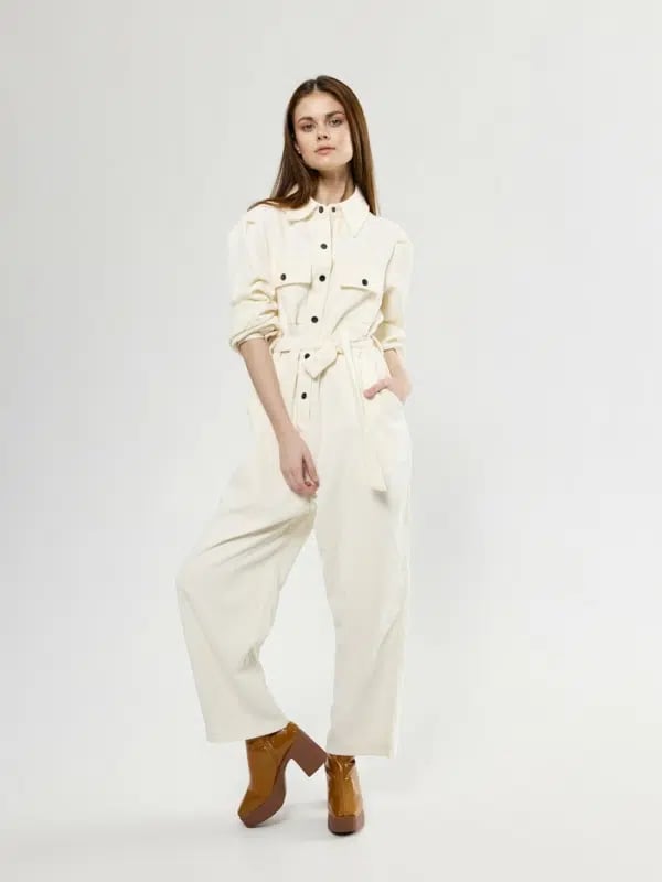 Combinaison pantalon workwear pastel pour femme