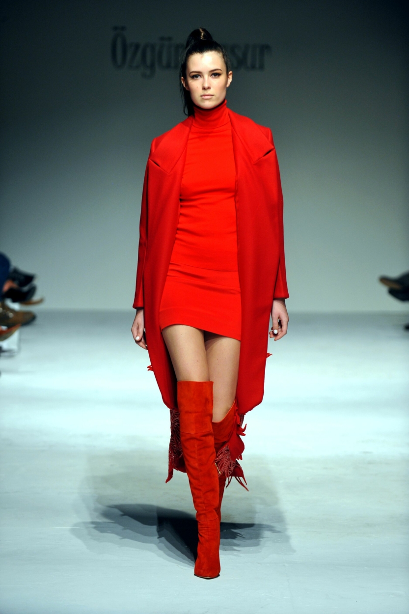 bottes-rouges-cuissardes-femme-pantalonboots (8)
