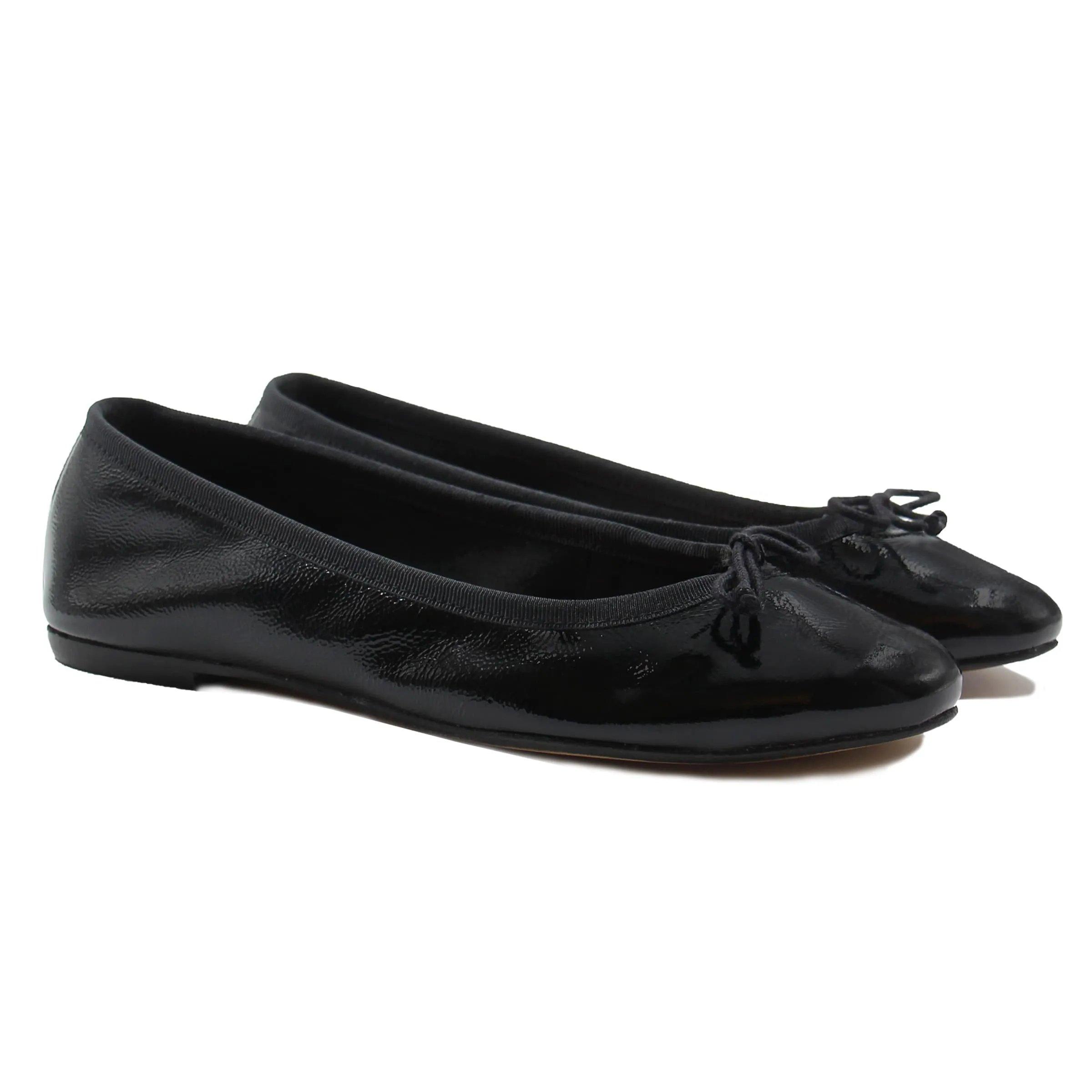 Jules & Jenn – Ballerines classiques cuir brillant noir à 100,00 € chez Jules & Jenn