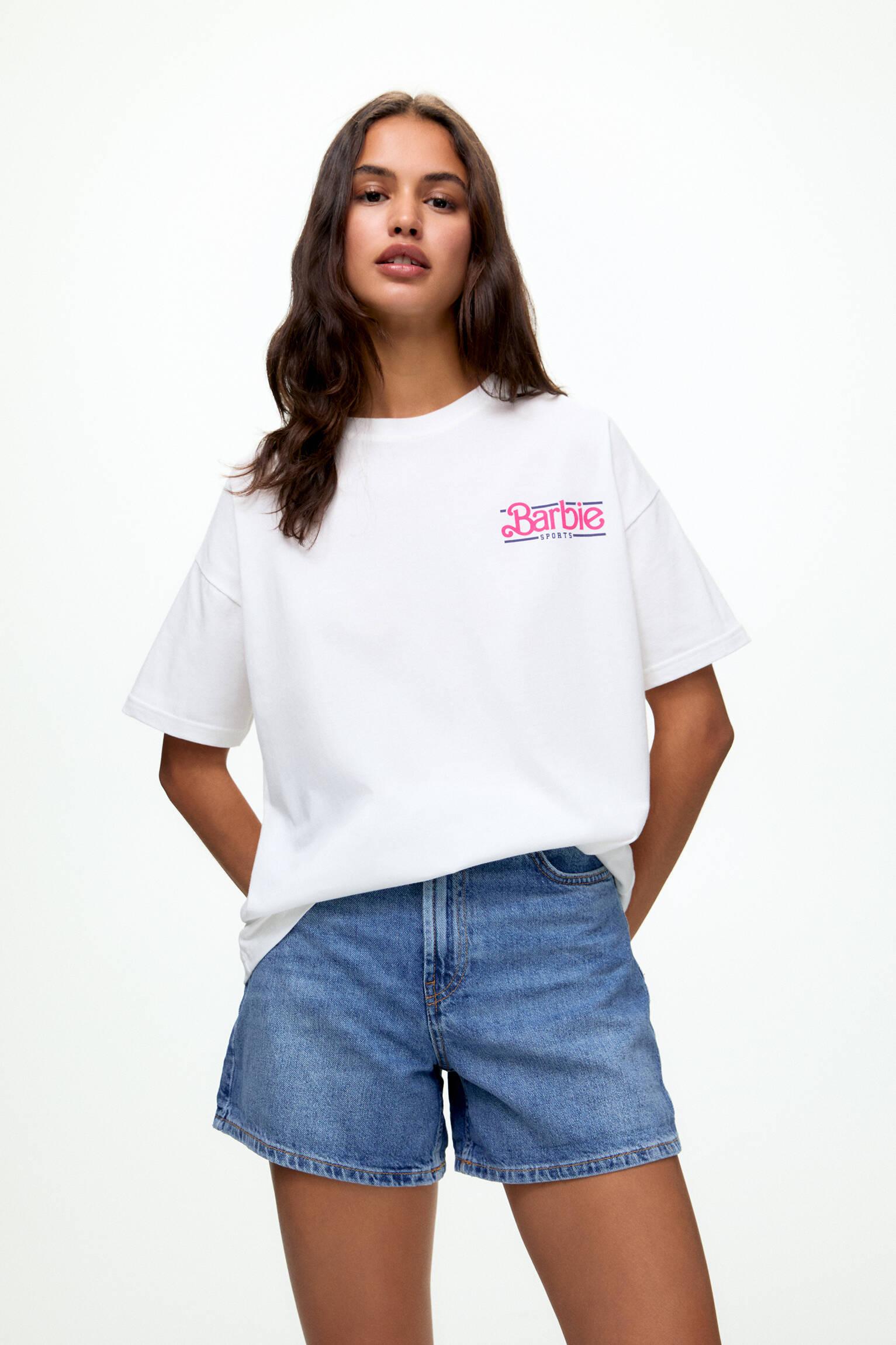 Pull&Bear – T-Shirt Manches Courtes Oversize Barbie à 15,99 € chez Pull&Bear